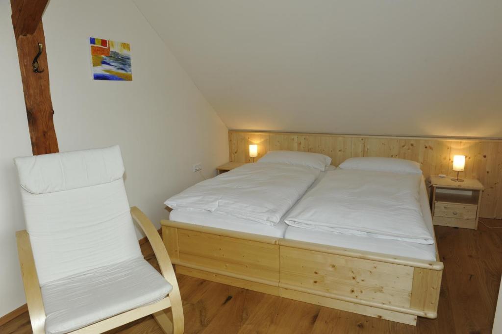 Vila Gut Neusess Mauterndorf  Pokoj fotografie